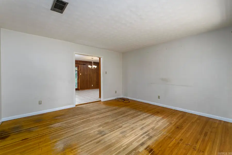 6 Dunfrettin Place, Sherwood, AR 72120 - #3