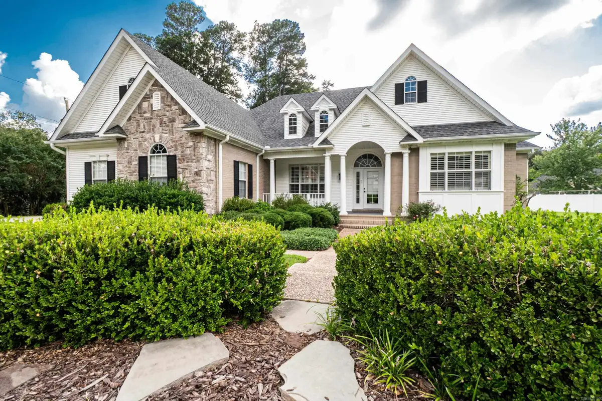 1406 Glenwood Dr, El Dorado, AR 71730 - #1