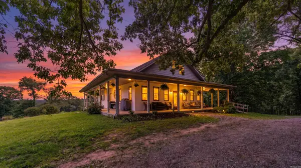 238 Private Road 63-106, Thayer, MO 65791