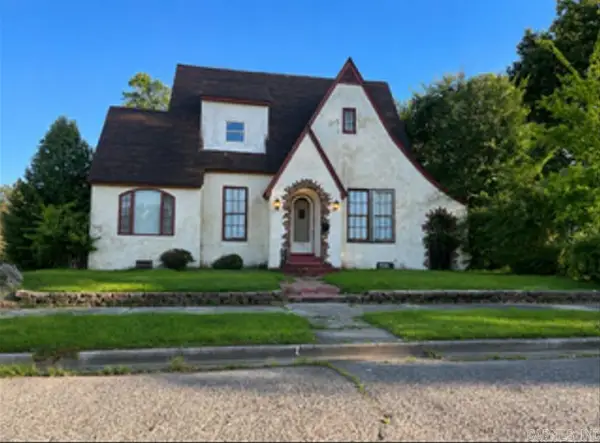 1002 W 24th Avenue, Pine Bluff, AR 71603