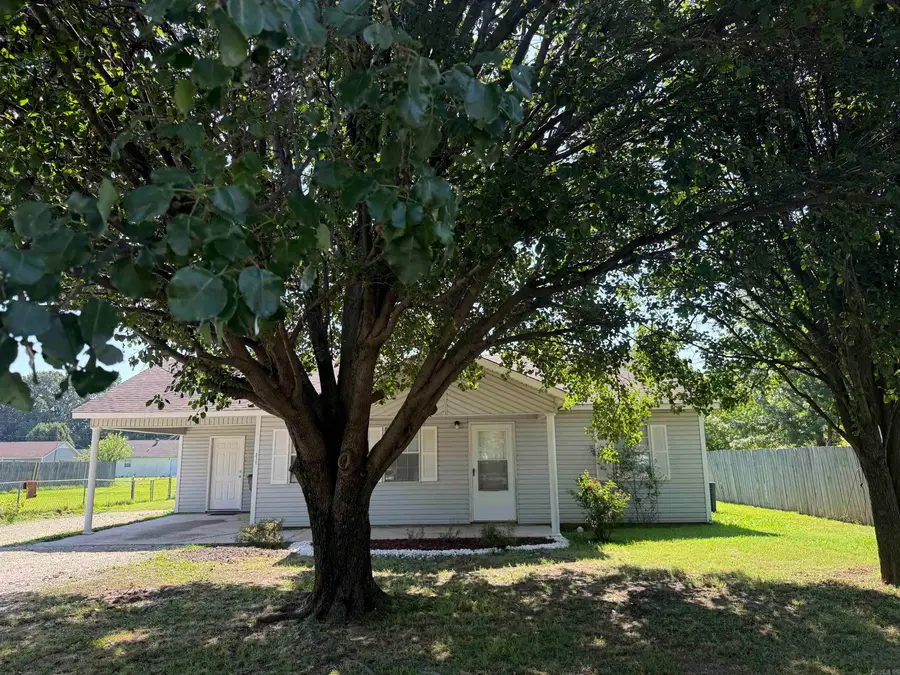211 N 18th Ave, Paragould, AR 72450 - #2
