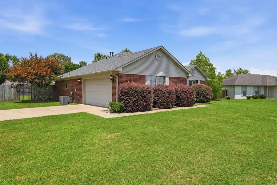 5160 Limestone Ln, Conway, AR 72034 - #2
