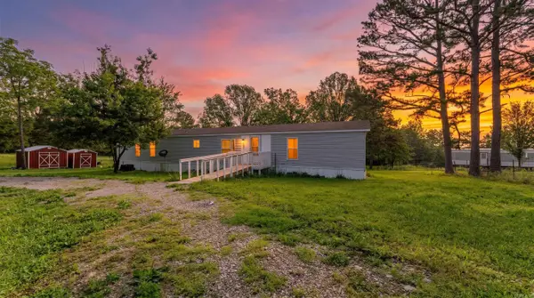 4702 County Road 4450, Pomono, MO 65789