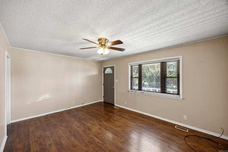 9 Zimmerman Street, Oppelo, AR 72110 - #3
