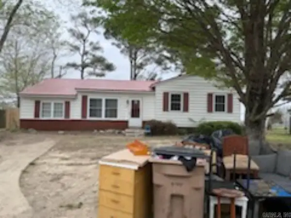 730 Sherwood Dr, Forrest City, AR 72335