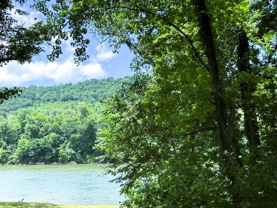 622 Da Hu Road, Melbourne, AR 72556 - #2