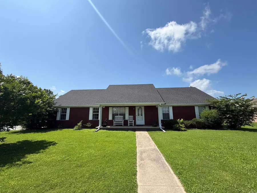2700 Canterbury, Paragould, AR 72450 - #2
