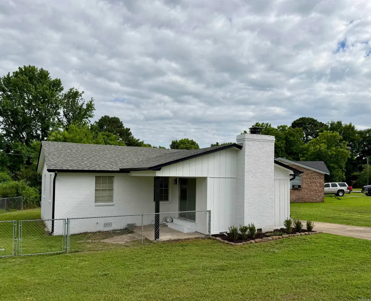 19 Thompson Dr, Clarksville, AR 72830 - #1