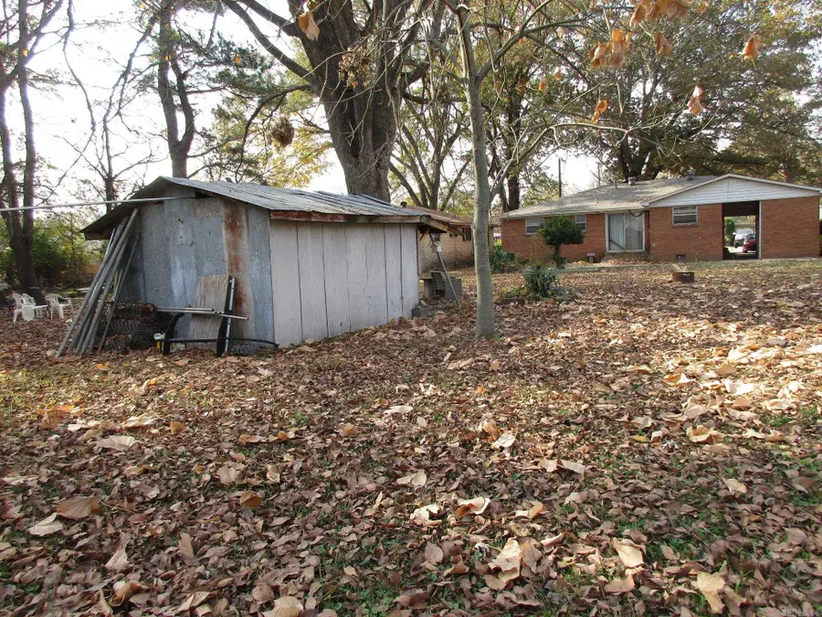 212 Kay Street, North Little Rock, AR 72117 - #3
