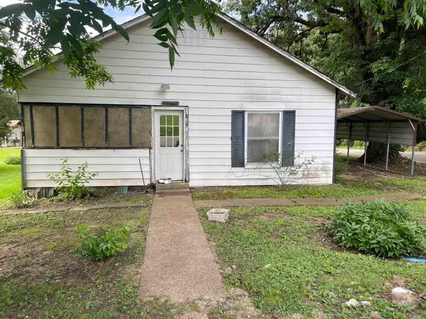 819 W Lake Avenue, De Queen, AR 71832