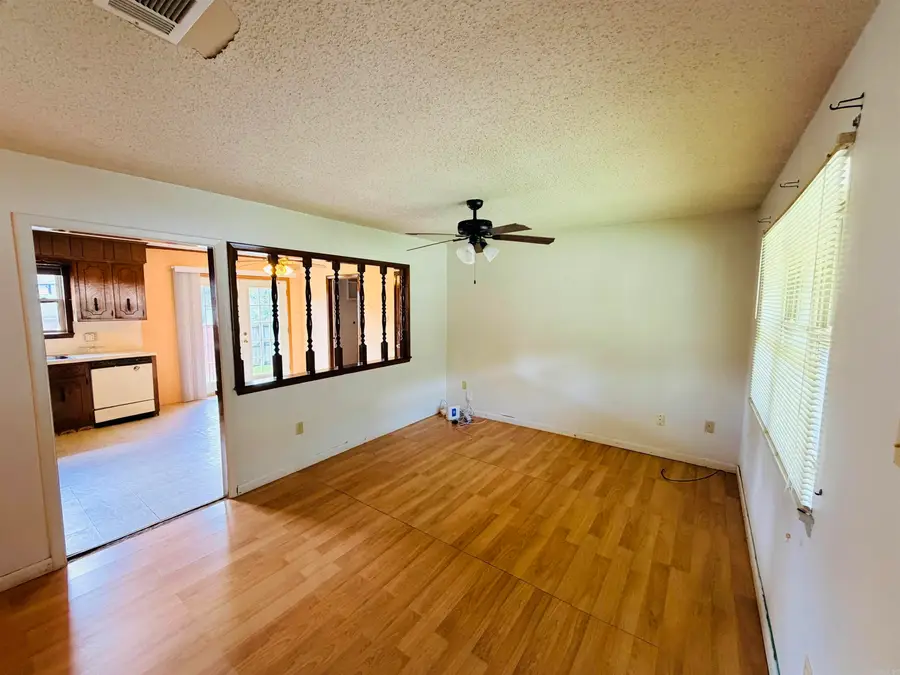 28 Emerald Circle, North Little Rock, AR 72118 - #2