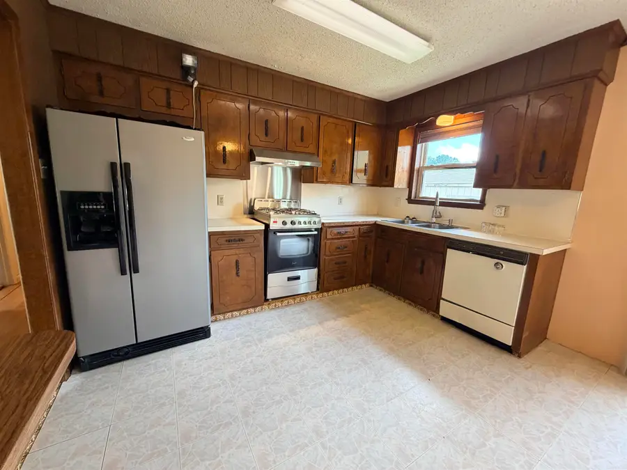 28 Emerald Circle, North Little Rock, AR 72118 - #3