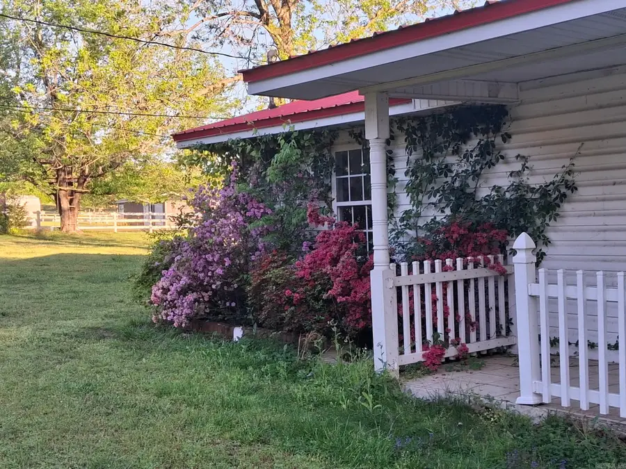 1212 Gayler Street, Mountain View, AR 72560 - #3