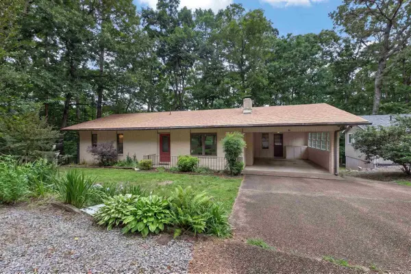 48 N Badalona Drive, Hot Springs Village, AR 71909
