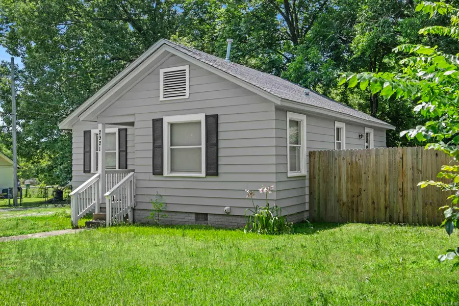 2921 W 17th Street, Little Rock, AR 72204 - #2