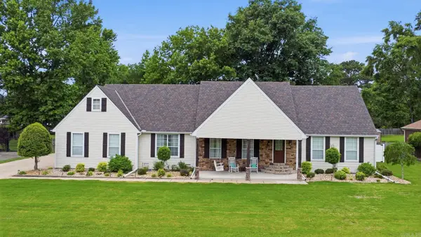 305 Brandon Dr, Beebe, AR 72012