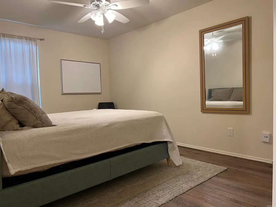 3301 W. Capitol, Little Rock, AR 72205 - #3