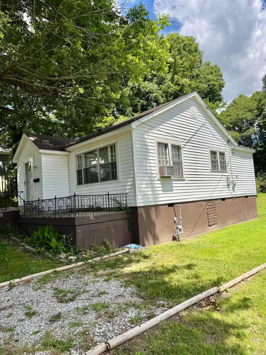 865 W Cherry Street, Piggott, AR 72454 - #3