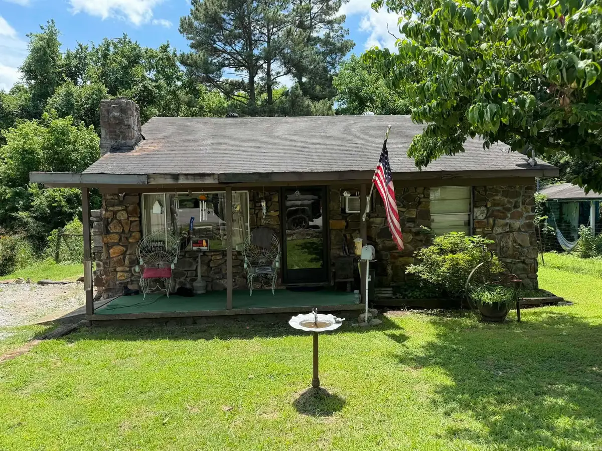 565 W Wycough Street, Batesville, AR 72501 - #1
