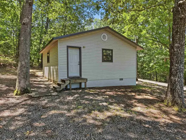 296 Green Tree Road, Clinton, AR 72031