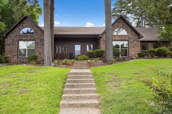 5 Breezewood Cove, Maumelle, AR 72113