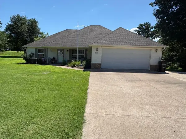 331 S Johnson Street, Gassville, AR 72635