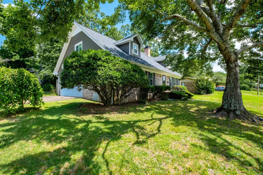 3011 Echo Valley Drive, Little Rock, AR 72227 - #3
