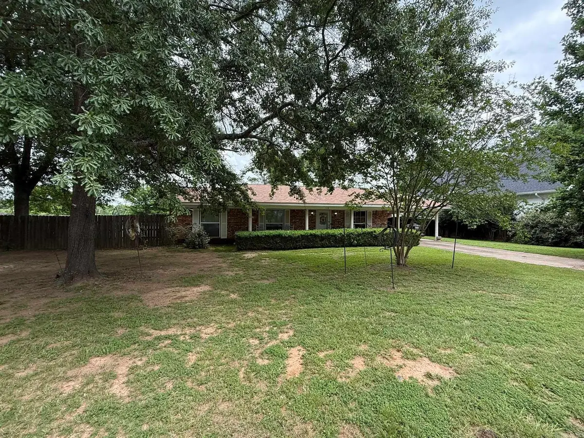 519 N Kelley Avenue, Murfreesboro, AR 71958 - #1