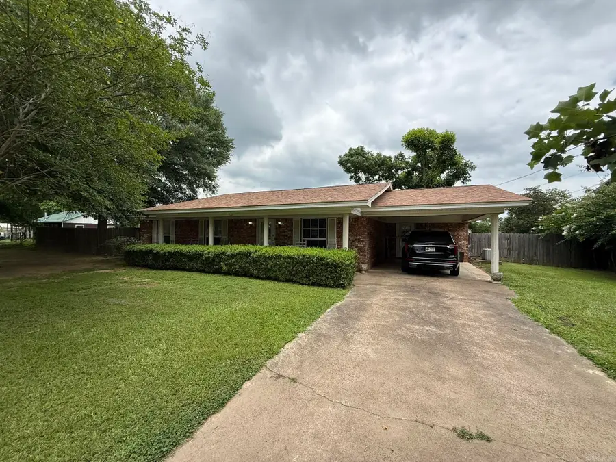 519 N Kelley Avenue, Murfreesboro, AR 71958 - #3