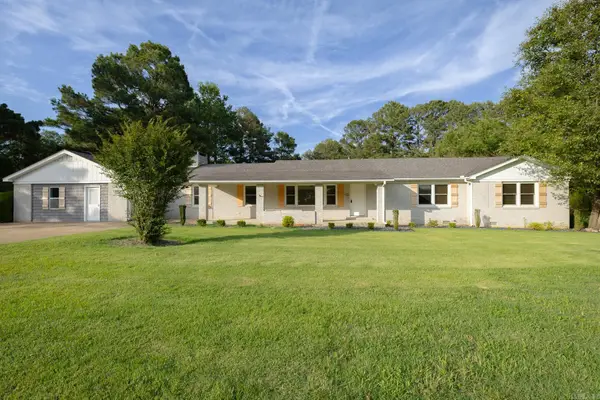 1287 W North Street, Piggott, AR 72454