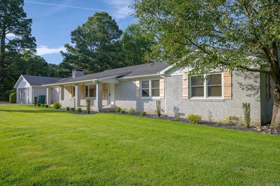 1287 W North Street, Piggott, AR 72454 - #2