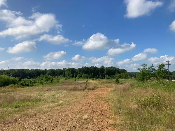 2713 W Matthews Trail, Jonesboro, AR 72401