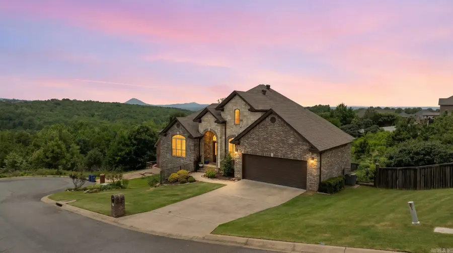 124 Crestview Drive, Maumelle, AR 72113 - #2