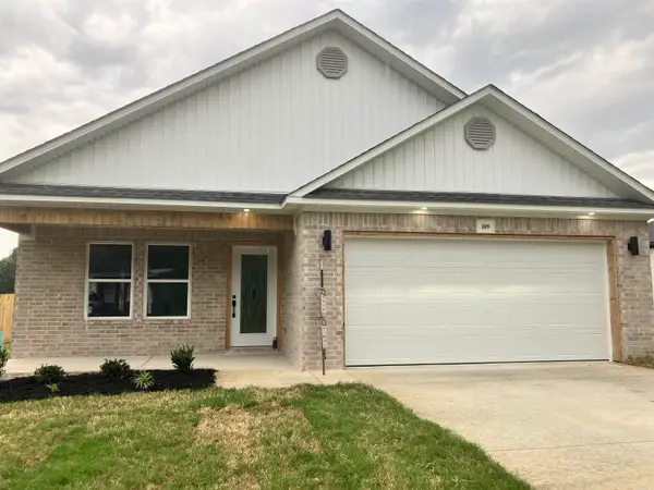 109 E Florida Street, Beebe, AR 72012