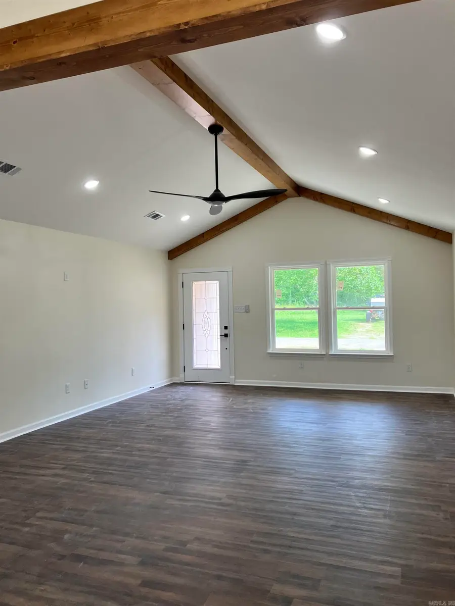109 E Florida Street, Beebe, AR 72012 - #3