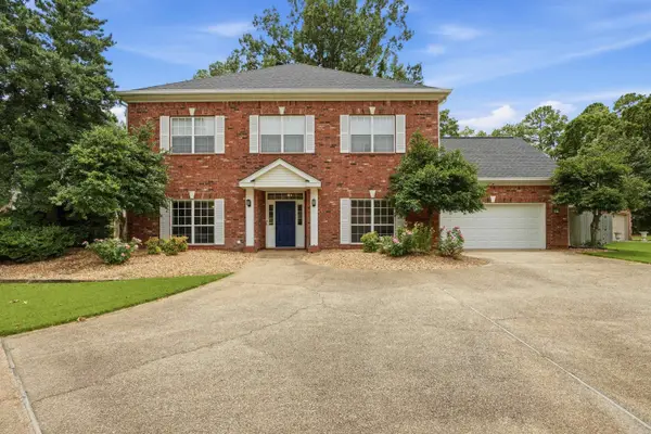 102 Montpellier Drive, Maumelle, AR 72113