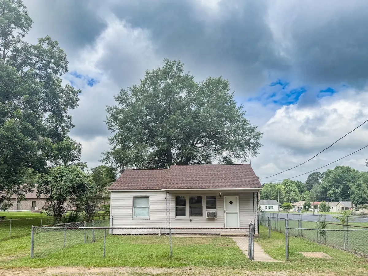 1514 Jefferson Street, Malvern, AR 72104 - #1