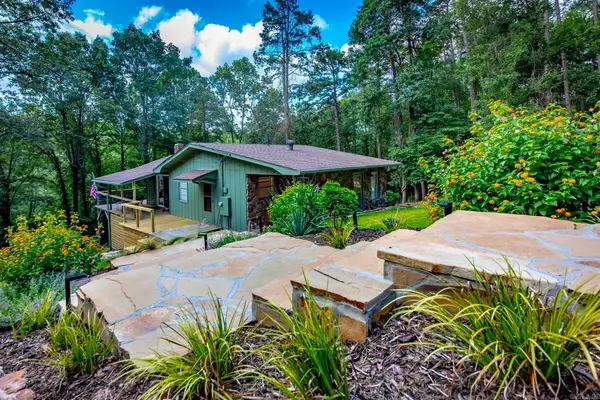 403 Lake Shore Drive, Greers Ferry, AR 72067