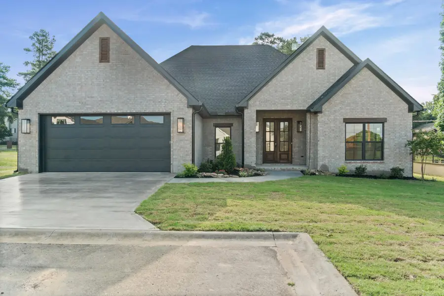 924 Wellington, Searcy, AR 72143 - #2