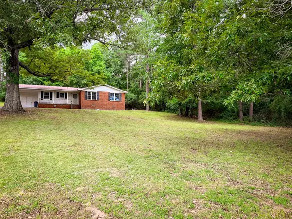 662 College Drive, Melbourne, AR 72556