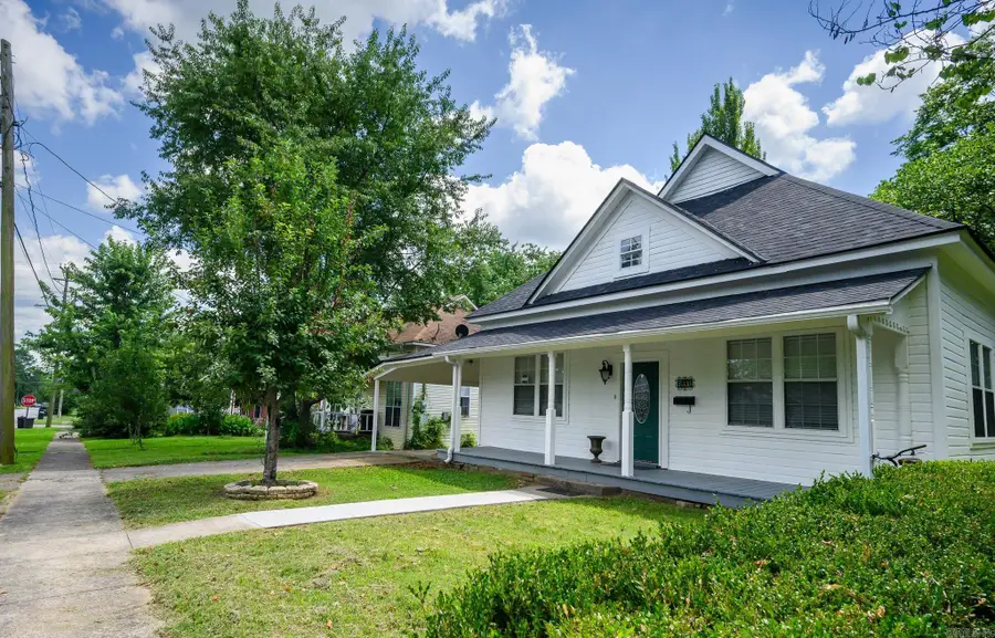 407 Tenth, Mena, AR 71953 - #3