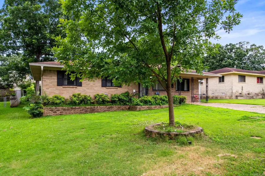 4008 Emerson Drive, North Little Rock, AR 72118 - #3