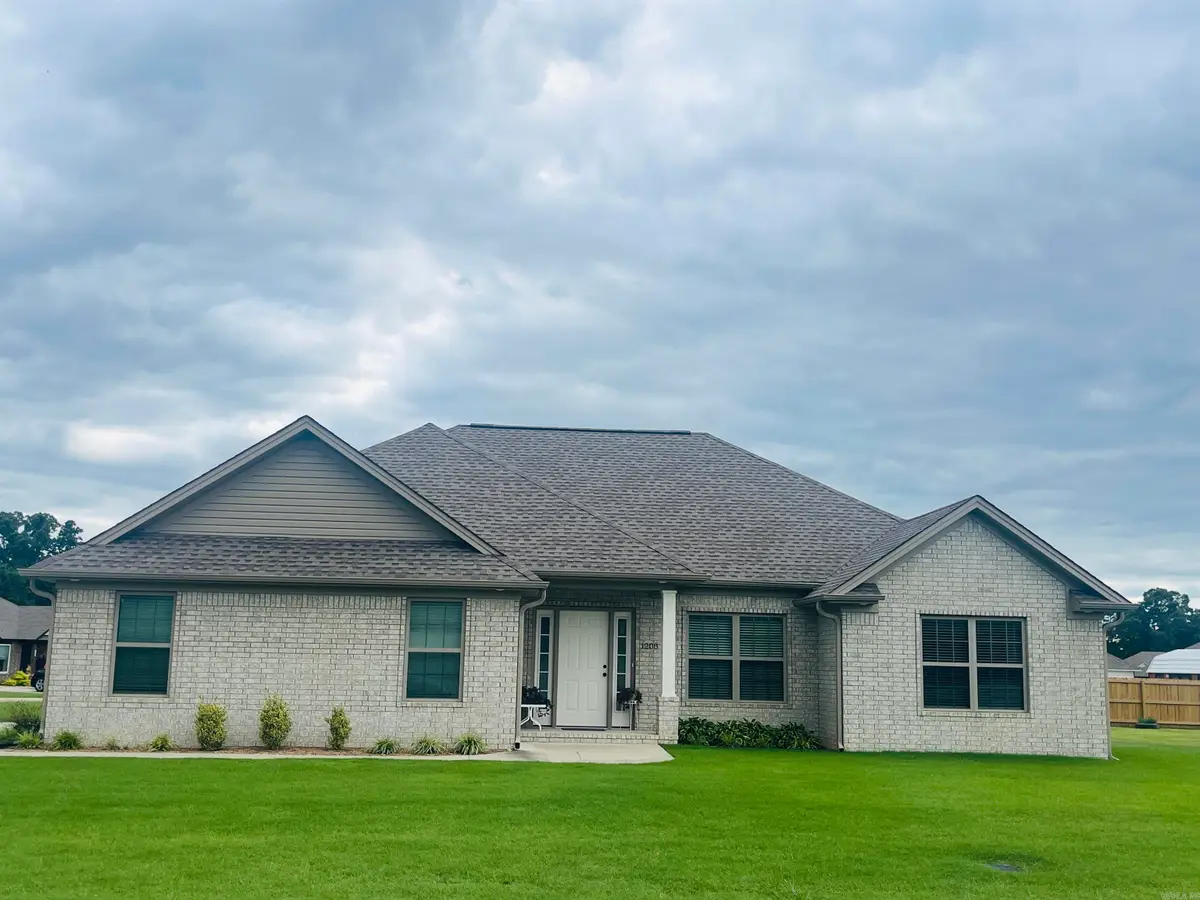 1208 Ridgefield Circle, Searcy, AR 72143 - #1