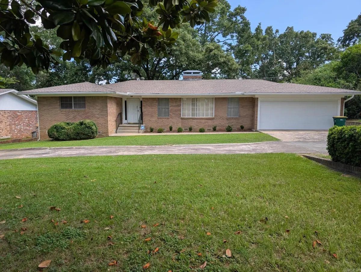 7023 W Markham, Little Rock, AR 72205 - #1