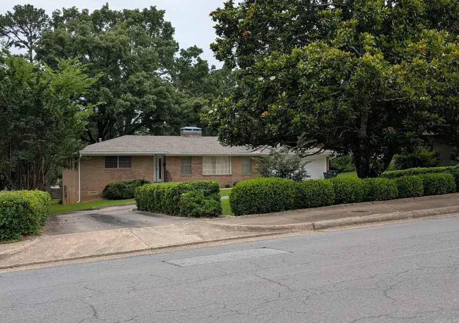 7023 W Markham, Little Rock, AR 72205 - #3