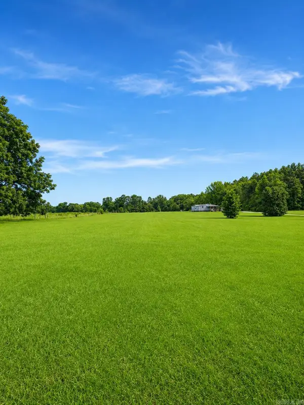 8330 E Elm, Benton, AR 72015