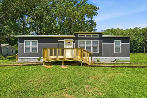 7612 Old Warren Road, Pine Bluff, AR 71603