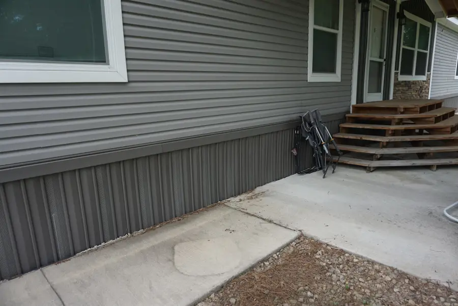 1307 Jones Island, Searcy, AR 72143 - #3