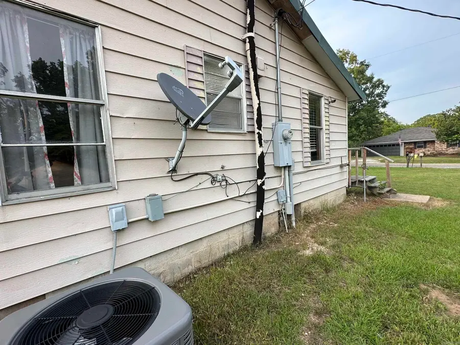 6105 Pointview Road, Benton, AR 72019 - #2
