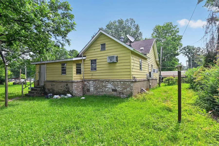 306 1/2 S Columbus, Stuttgart, AR 72116 - #3